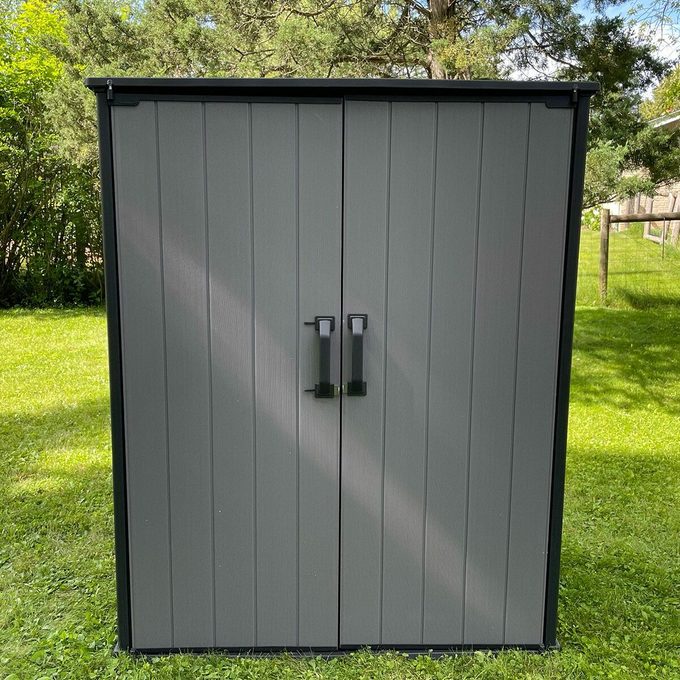 Keter Shed in backyard
