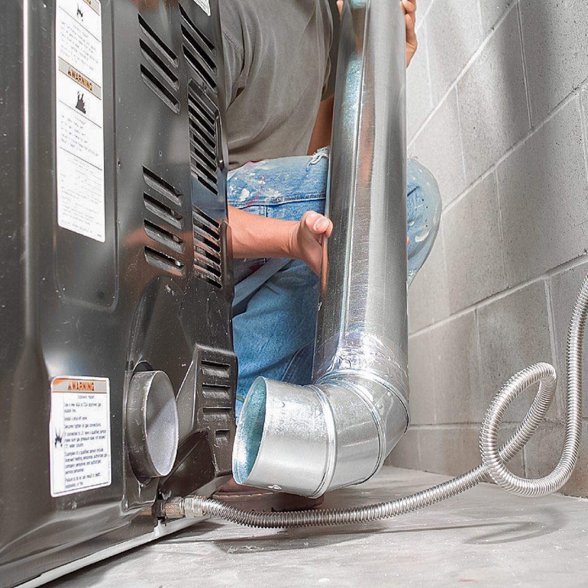 How to Hook Up and Install Dryer Vents